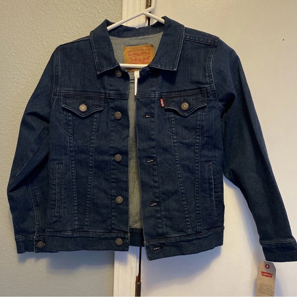 NWT LEVI’S Boys Denim Long Sleeve Cotton Trucker Jacket  Size S (8-10)